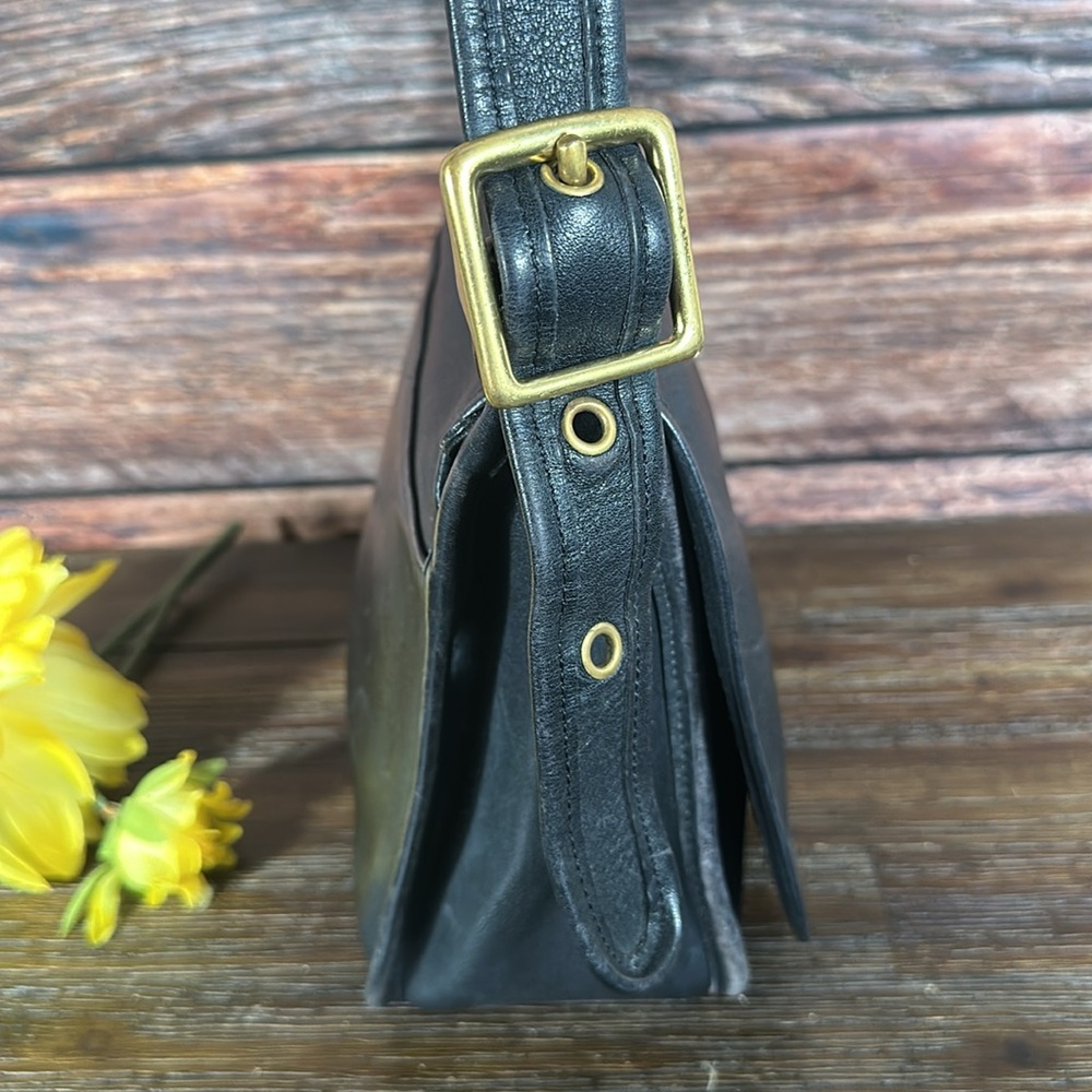 Vintage COACH 9951 Patricia’s Legacy Black Leather Front Flap Crossbody Bag - Picture 5 of 10